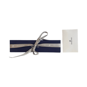 Swarovski lahjalaatikko/ korurasia + silkkinauha 