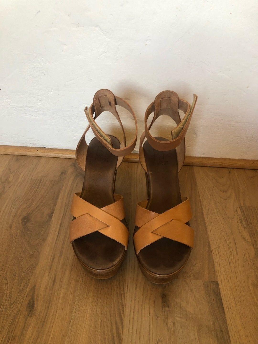 Bt london sandals