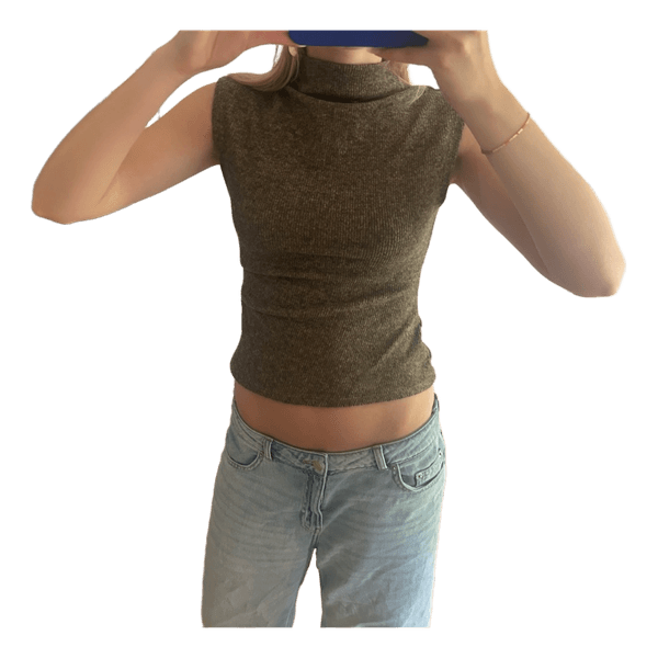 Brun ribstrikket top