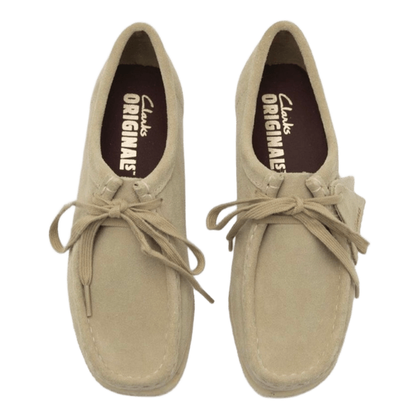 Beige Clarks Originals sko