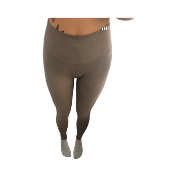 Nude training leggings