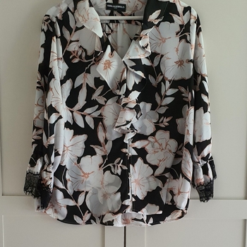 Karl Lagerfeld pusero 40
