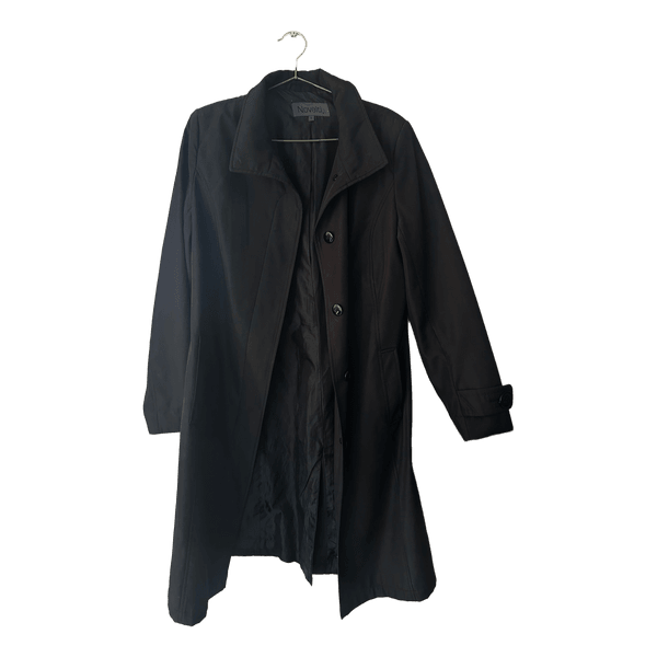 Black buttoned trench coat