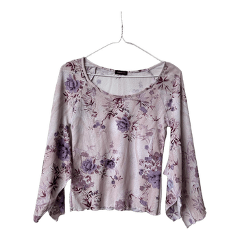 Floral 3/4 sleeve top