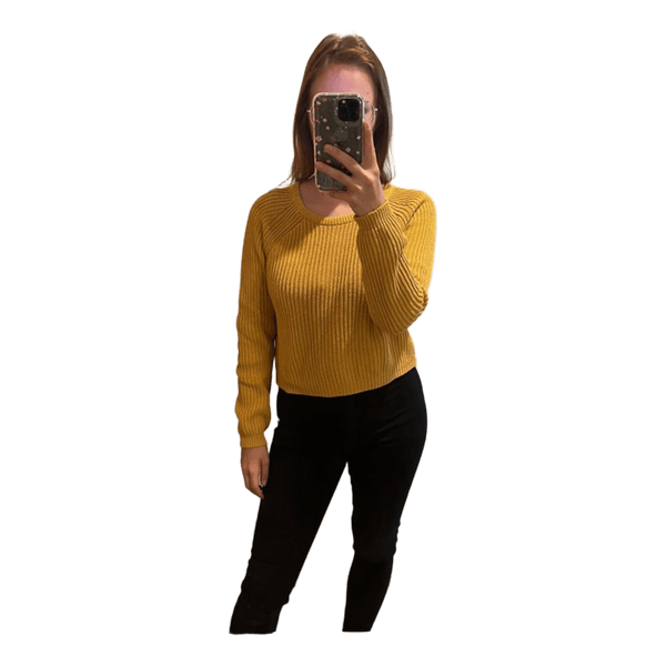 Mustard yellow ribbed sweater