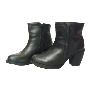 Ellos boots