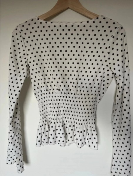Gina Tricot prickig topp