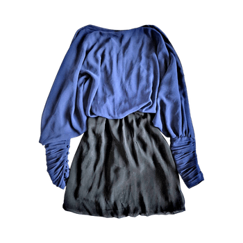 Tummansini-musta mekko