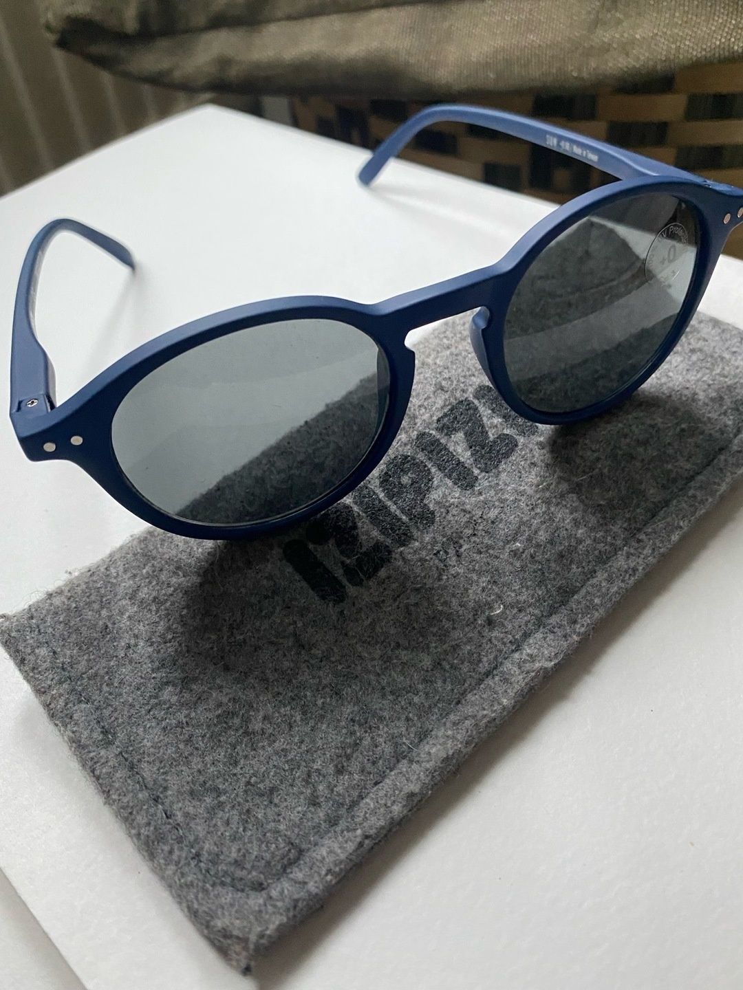 Izipizi sunglasses