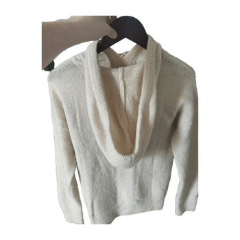 beige neulehuppari