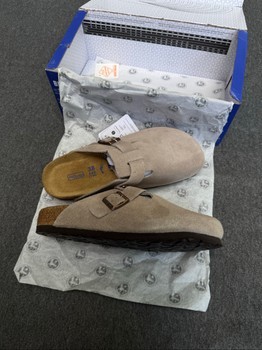 Birkenstock Boston clogs