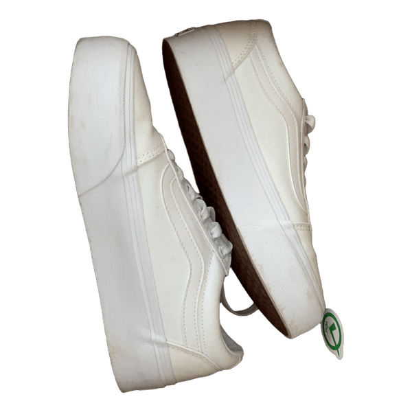 Valkoiset Vans tennarit