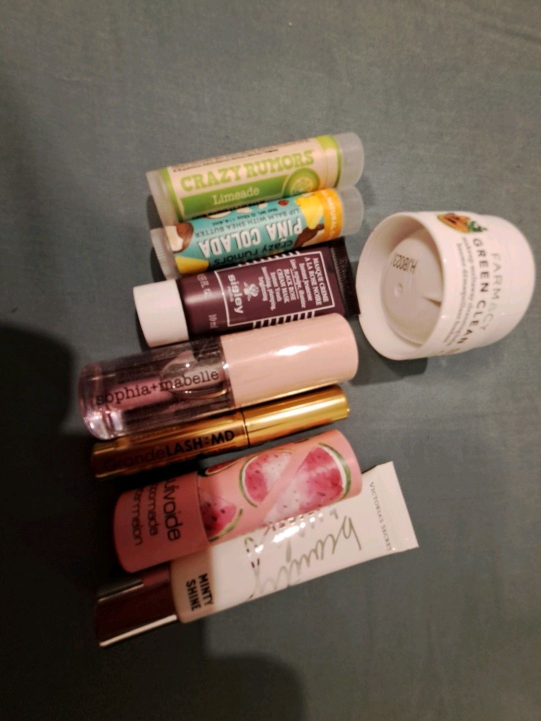 Ihonhoitopaketti beauty product