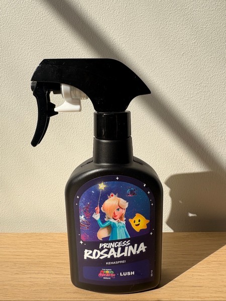 Lush body spray