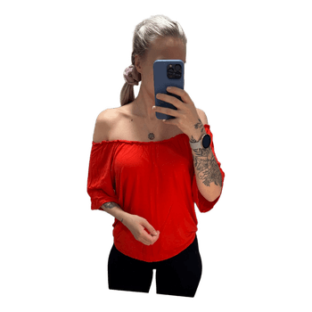 Punainen paita