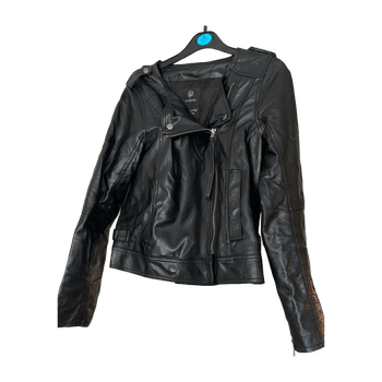 W closet coat