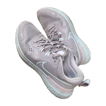 Nike sports shoes