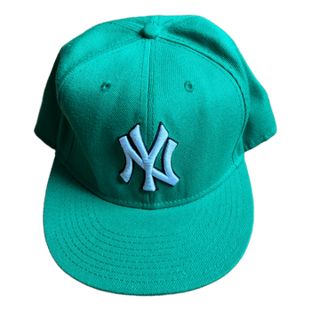 Green New York Yankees cap