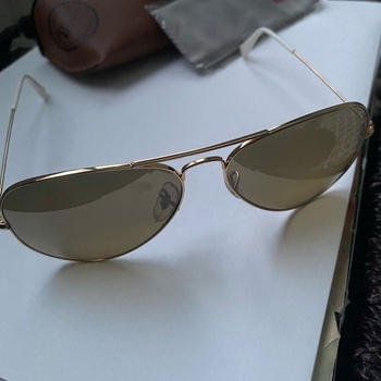 Ray-ban Aviator sunglasses
