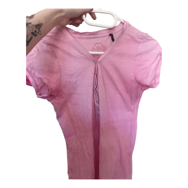 Pink buttoned t-shirt