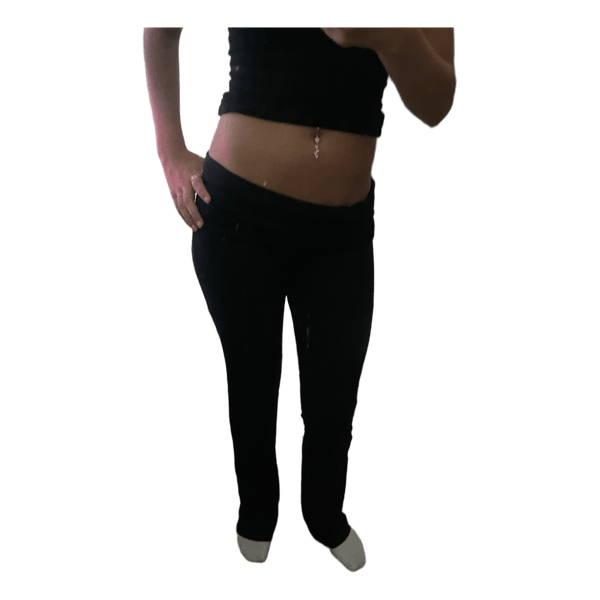 Black trousers