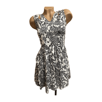 White floral sleeveless dress