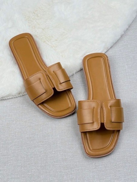 Brune flade sandaler