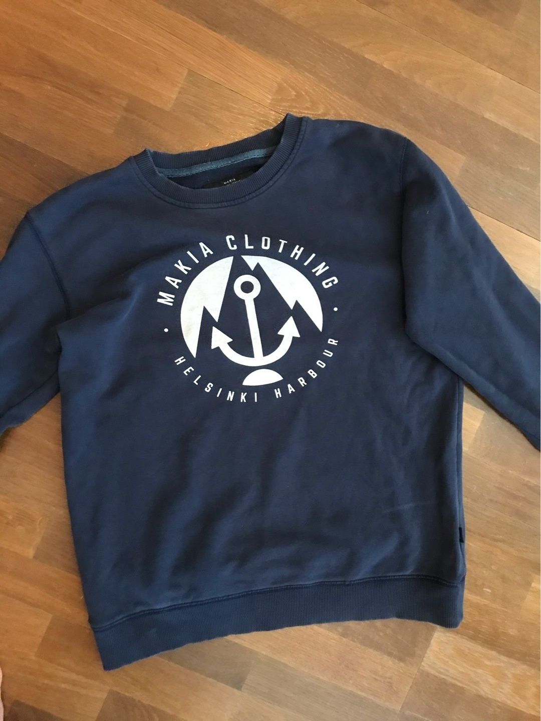 Makia hoodie