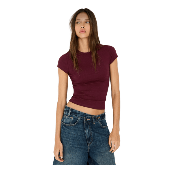 Burgundy short sleeve t-shirt