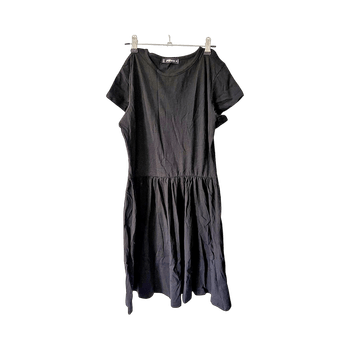 Black short sleeve dress