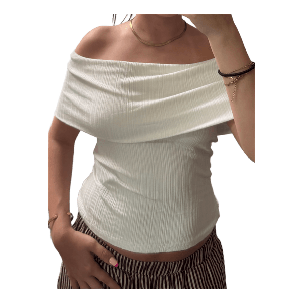 Hvid ribbet off-shoulder top