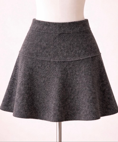 Grey wool mini skirt
