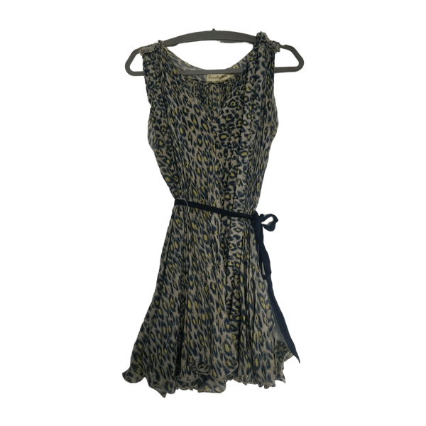 Laundry room dress