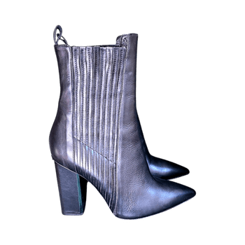 Black heeled ankle boots
