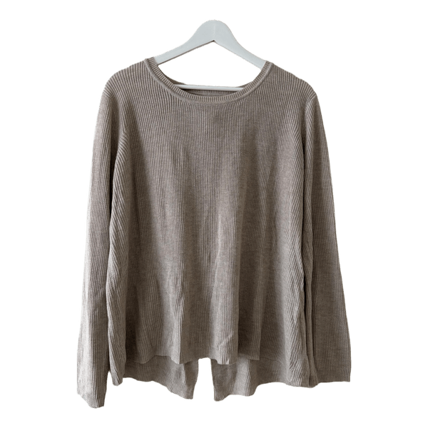 Beige neule