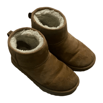 Ugg shoes