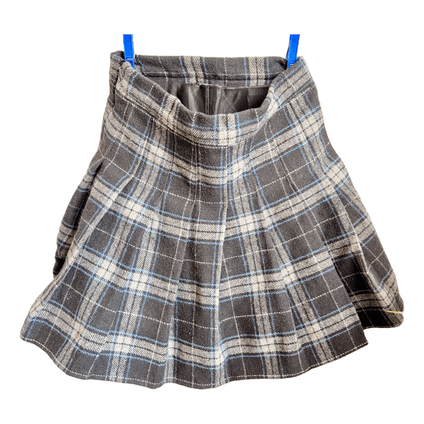 Grey plaid pleated skirt