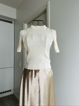 White ribbed wool sweater
