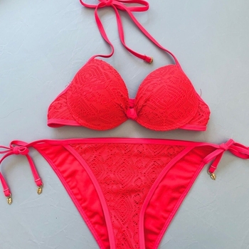 Ensored bikini