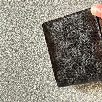 Louis Vuitton Slender wallet