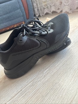 Nike Renew black sneakers