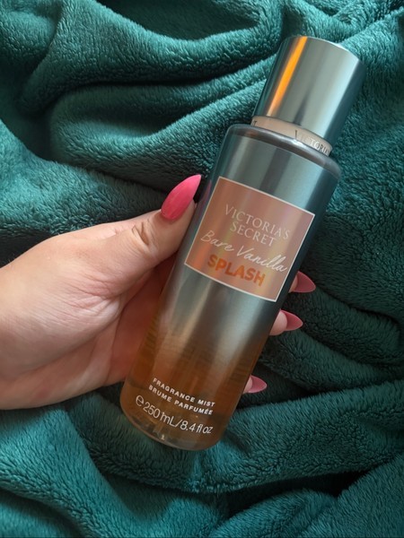 Victoria's Secret Bare Vanilla kehasprei