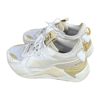 Valkoiset beige tennarit