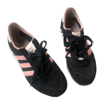 Adidas lenkkarit