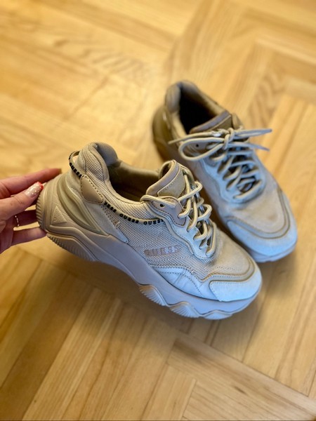 Beige Guess sneakers