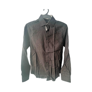 Black long-sleeved shirt