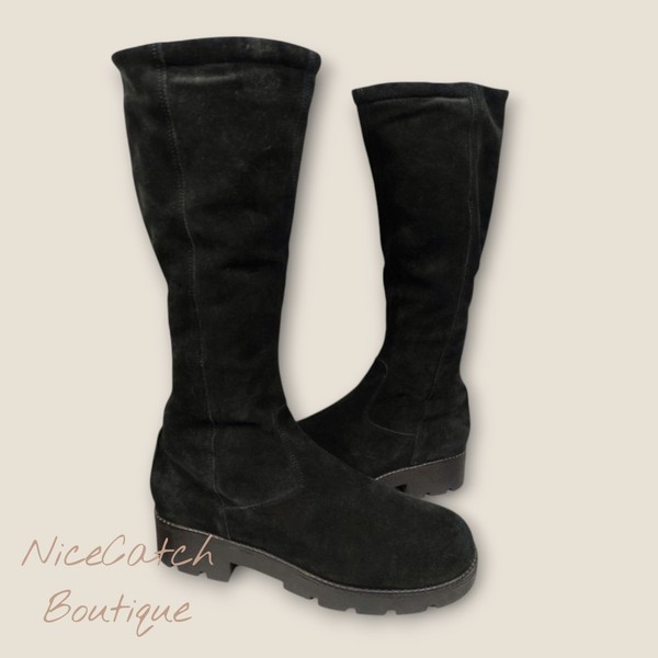 Black suede boots