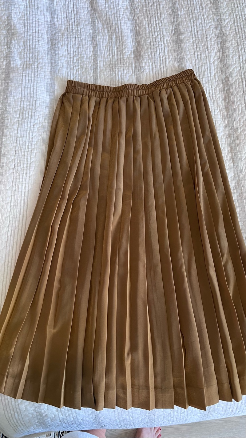 Kullanvärinen/beige pliseerattu hame