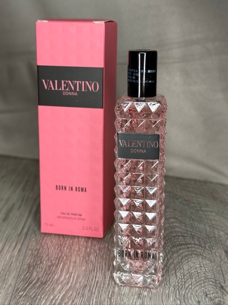 Valentino Donna Born In Roma