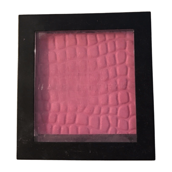 Make up store, moidel co beauty product